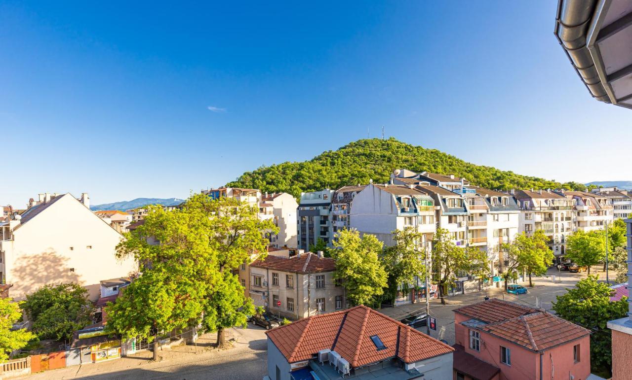 Nice 1Bd Apartment Next To Medical University By Flat Mаnager Plovdiv Exteriör bild